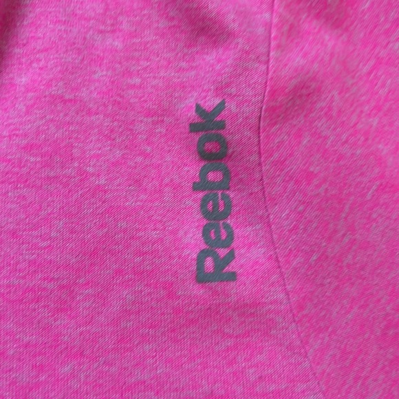 Bundle of 3 Reebok tops - Picture 10 of 11